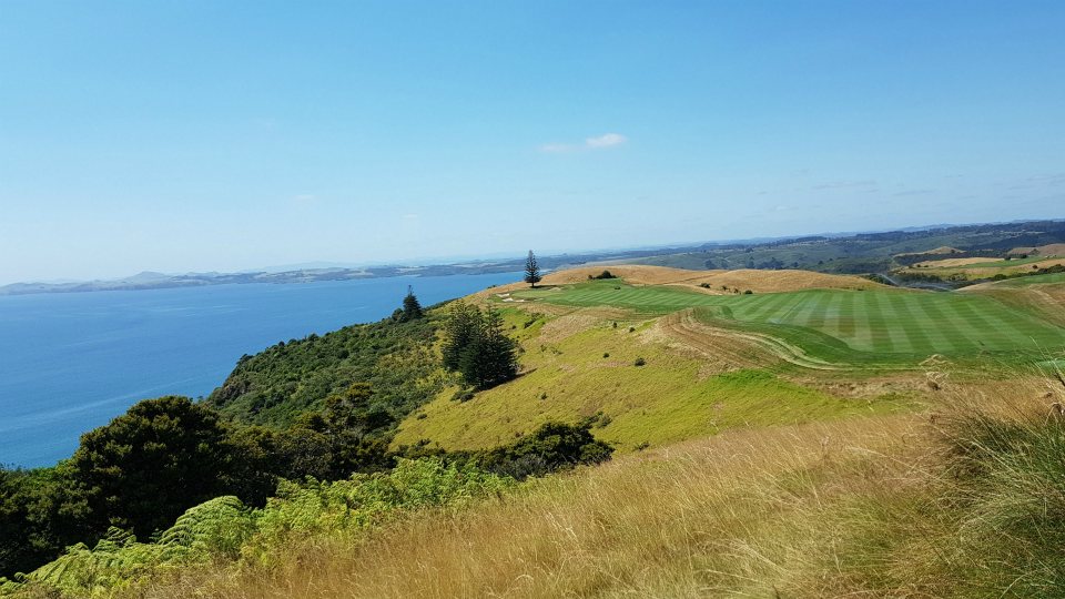 <h2>2019 New Zealand & Sydney Golf Cruise</h2>Azamara Quest (Jan)