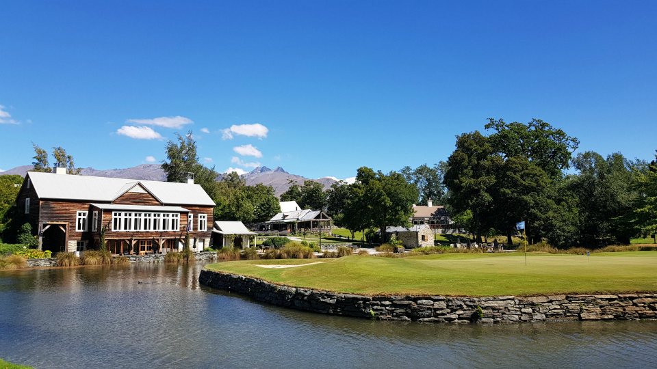 <h2>2019 New Zealand & Sydney Golf Cruise</h2>Azamara Quest (Jan)